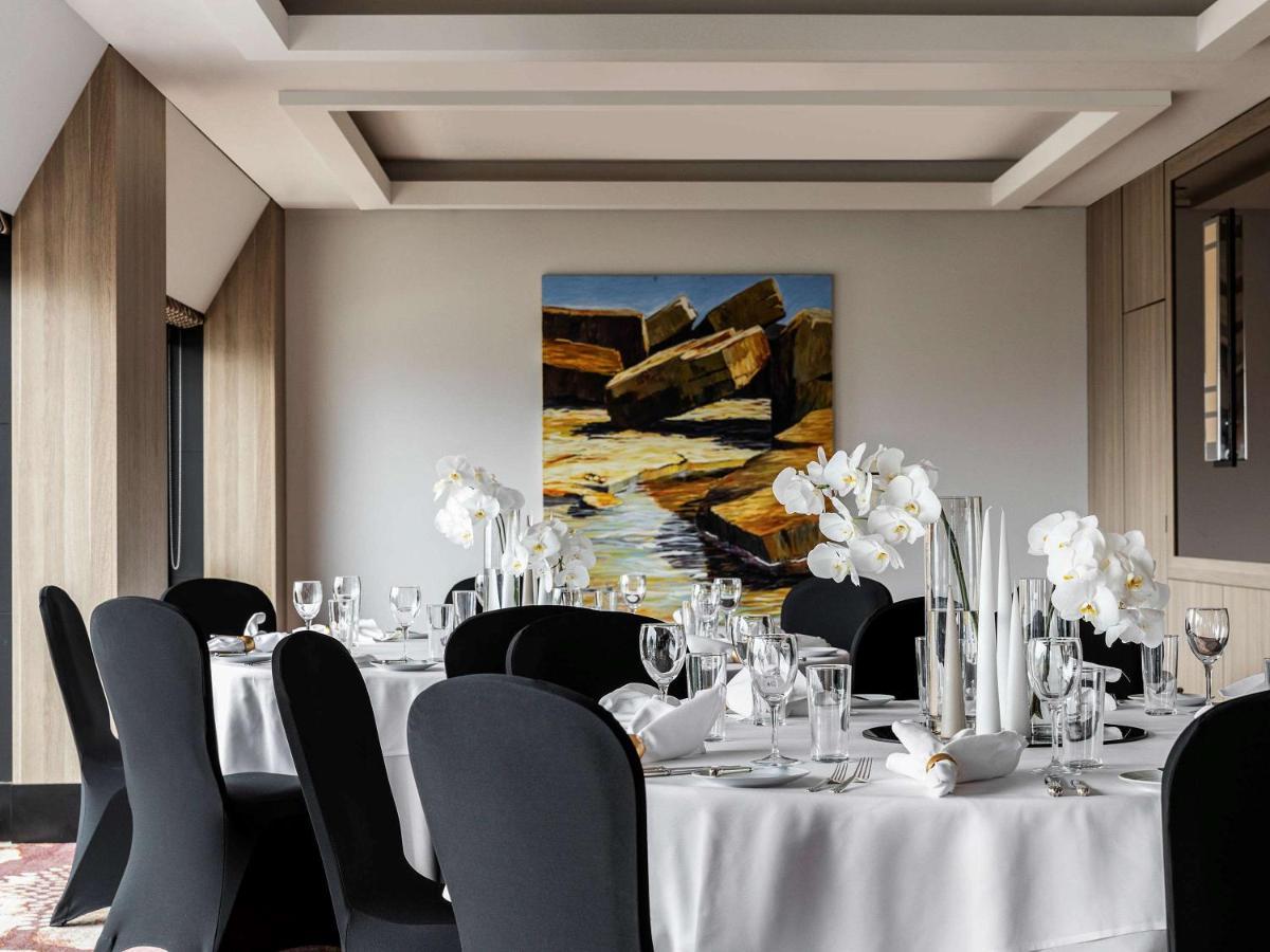Готель Sofitel Melbourne On Collins Екстер'єр фото The private dining room at the restaurant