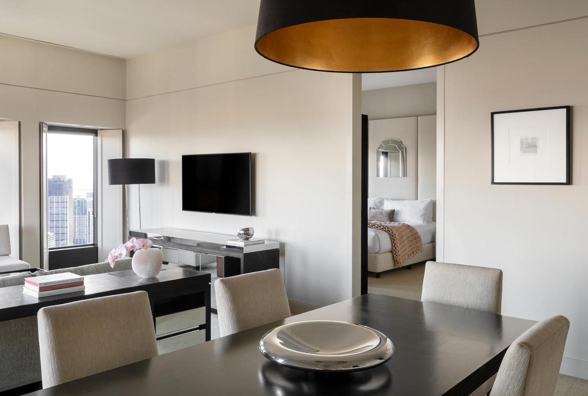 Готель Sofitel Melbourne On Collins Екстер'єр фото A suite at the Mandarin Oriental, New York
