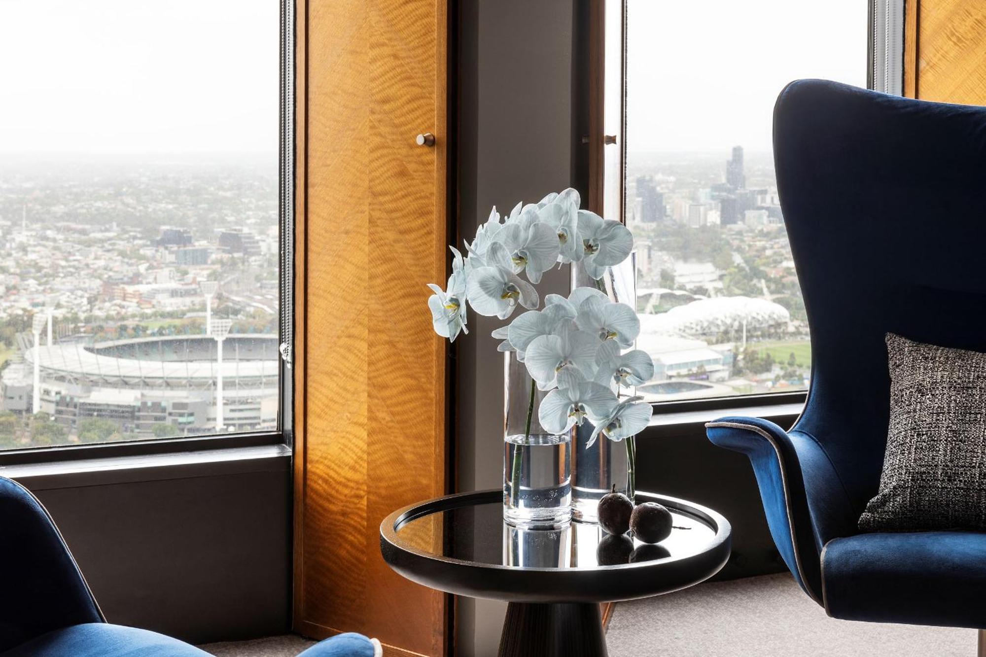 Готель Sofitel Melbourne On Collins Екстер'єр фото A view from a suite at the West Hollywood Edition